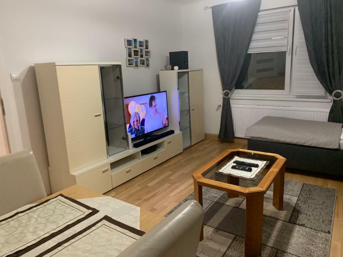 Vea Vienna Apartment ภายนอก รูปภาพ